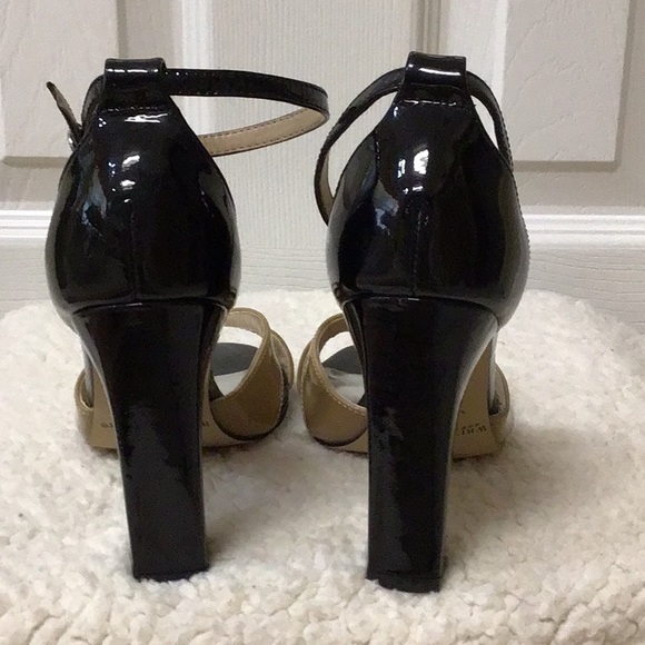 WHBM TAN/BLK PATENT MARY JANE 6M - Picture 4 of 8